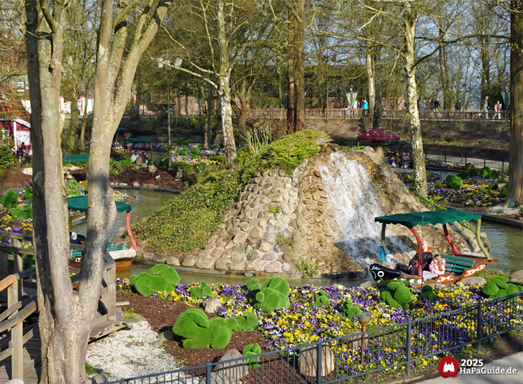 Alter Jahrmarkt - Wasserfall an der Blumenmeerbootsfahrt