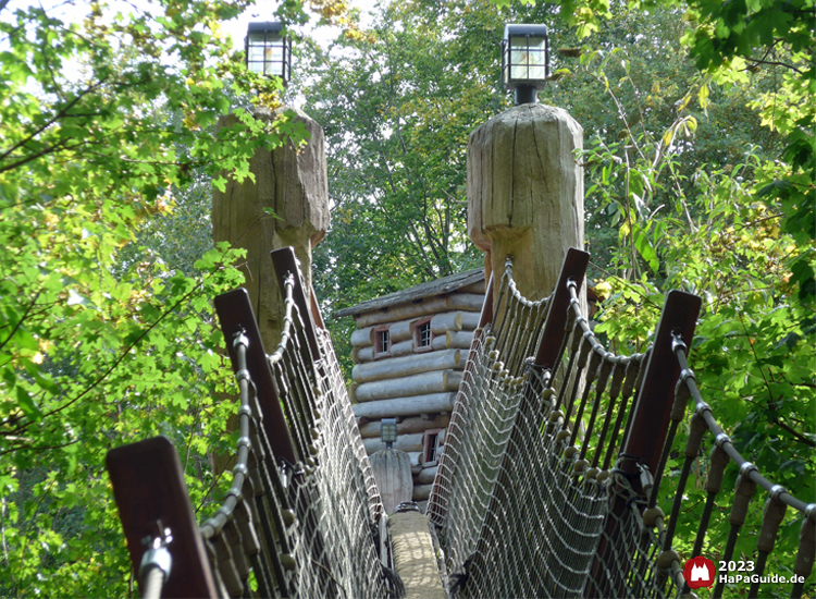 Apachen-Lodge - Hängebrücke