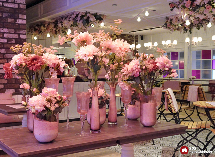 Café Rosa - Blumenarrangements
