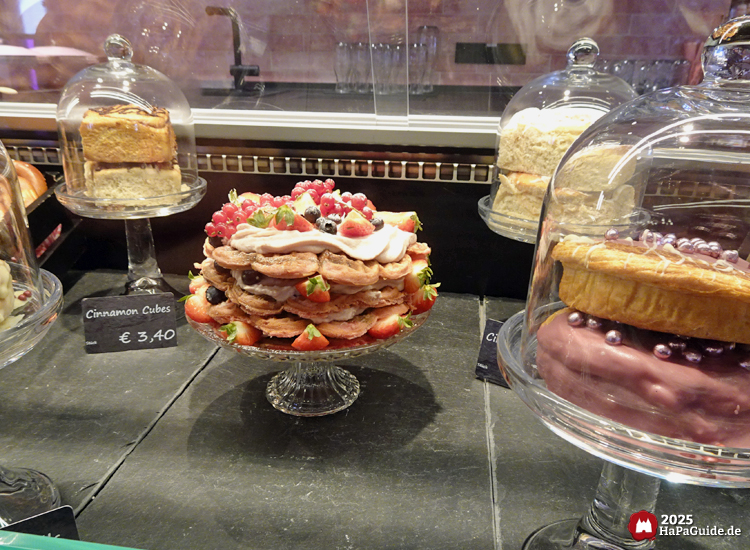 Café Rosa - Waffeltorte für vier Personen