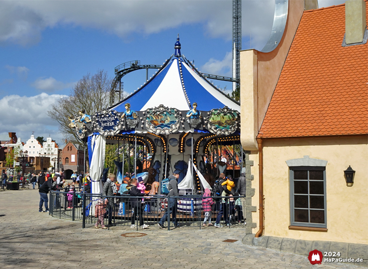 Carrousel Baltique - Seitenansicht