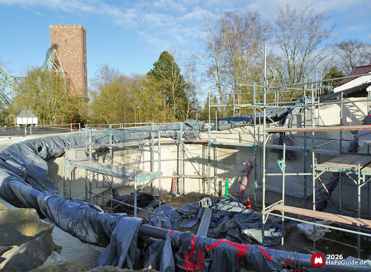 Cornwall Coaster - Unter Planen abgedeckte Helix