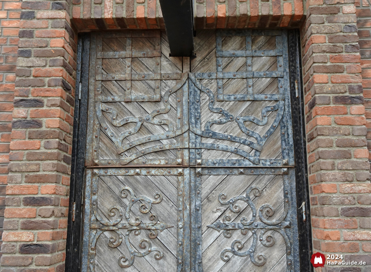Der Schwur des Kärnan - Tor mit Krone