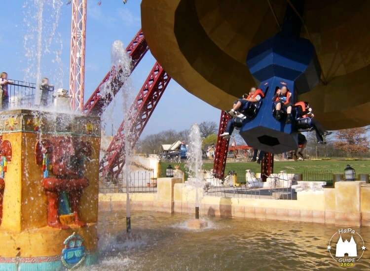 Die Glocke - Ausschwung Wasserbecken