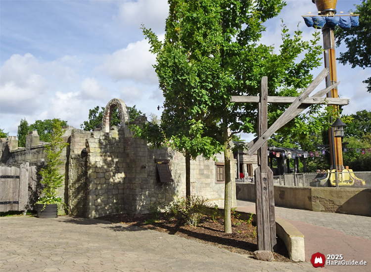 Die Reiche des Nordens - Laterne, Baum und Haus bei Awildas Ausguck