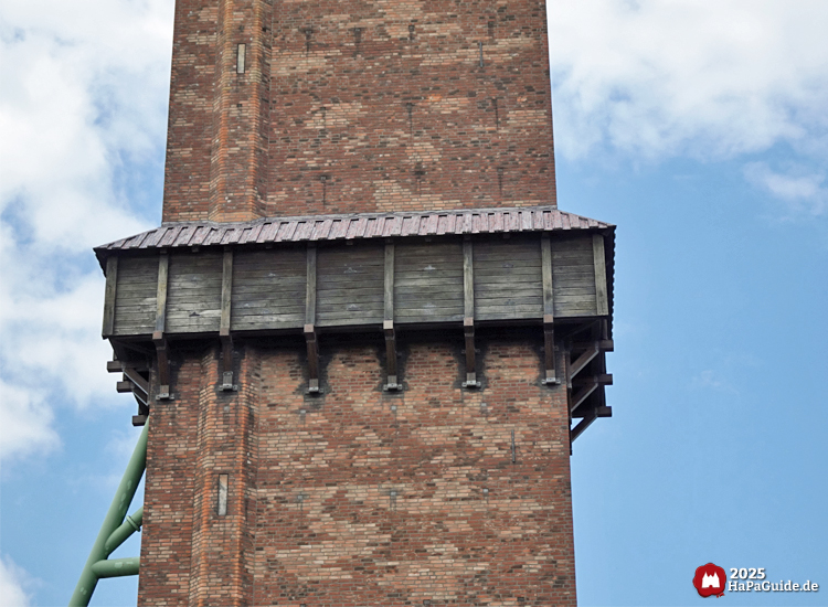 Die Reiche des Nordens - Holzanbau am Kärnan-Turm mit Schießscharten