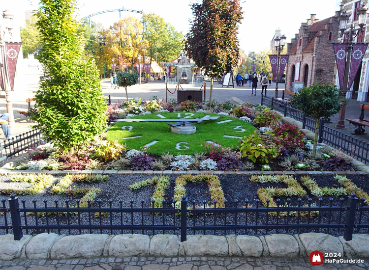 Erntedank im Hansa‑Park - Blumenuhr mit Datum 25.10.24