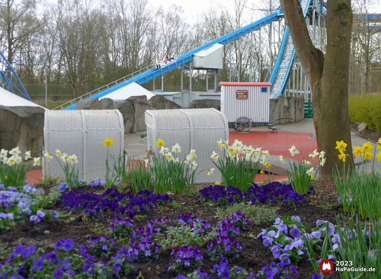 Frühjahrsblüte - Frühjahrsblumen Wasserspielplatz Super Splash