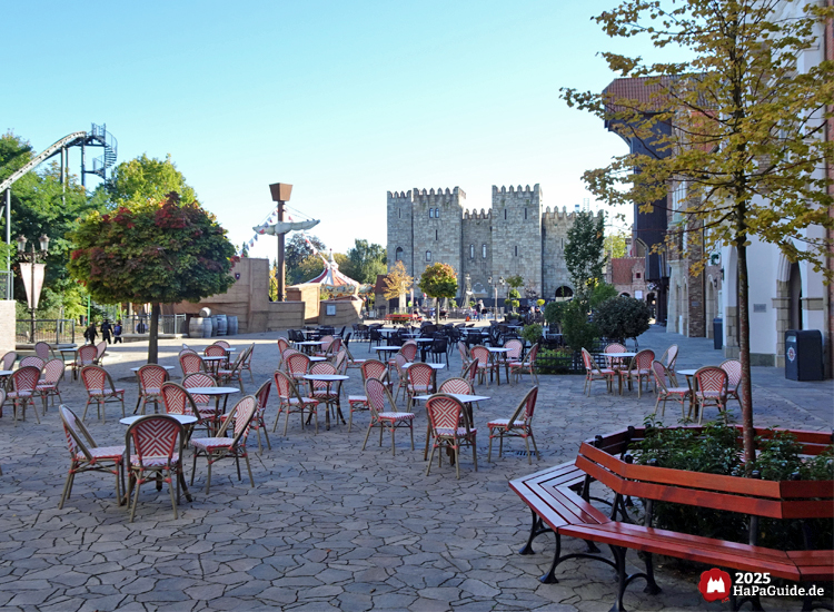 Großprojekt 202X - Blick vom Weltumsegler auf den Palacio de Braga