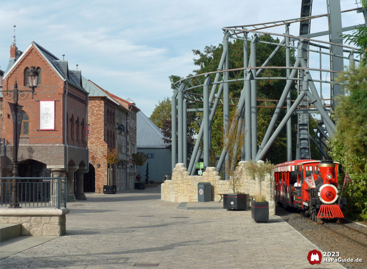 Hansa-Park Express - Fahrt entlang Nessies Looping