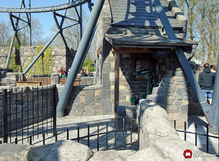 Highlander - Testsitz im Wartebereich