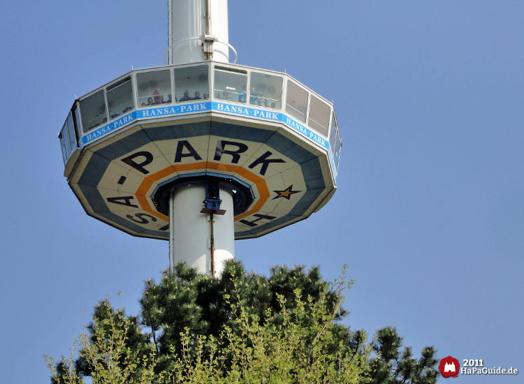 Holsteinturm - Drehkabine mit Hansa‑Park Schriftzug