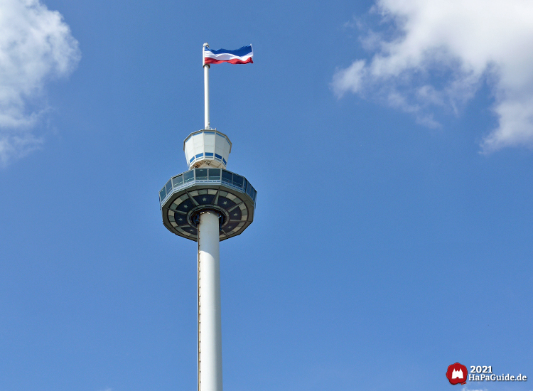 Holsteinturm - Drehkabine mit Kompasslogo unter der Turmspitze