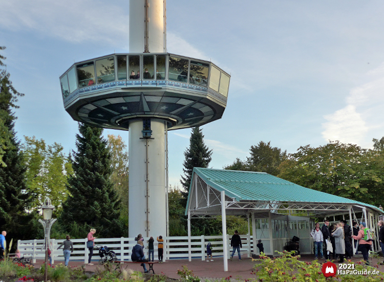Holsteinturm - Ausfahrt aus der Station
