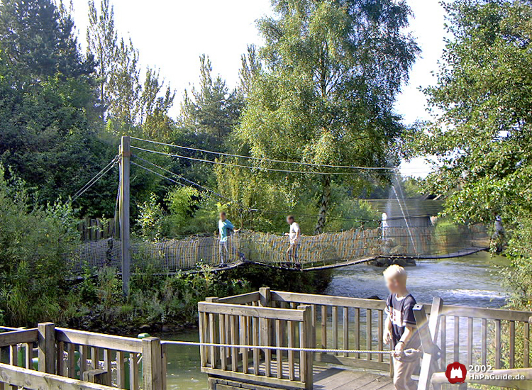 Holzfällerlager - Hängebrücke und Floßfahrt Stausee