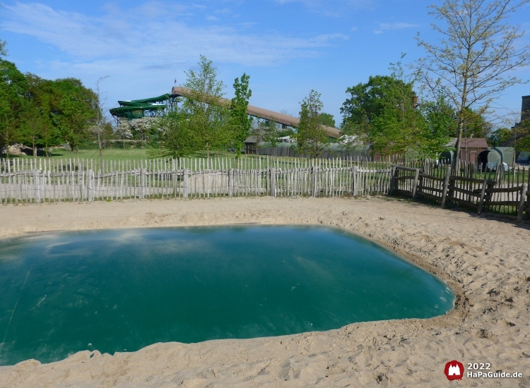 Hüpfberge - Umrandet von Sand