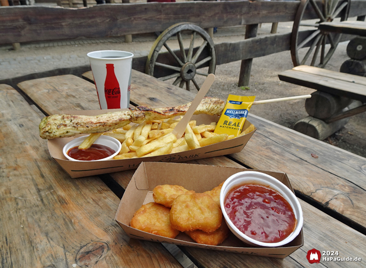 Joe's Grill 'n BBQ - Putenspieß mit Pommes und Chicken Nuggets