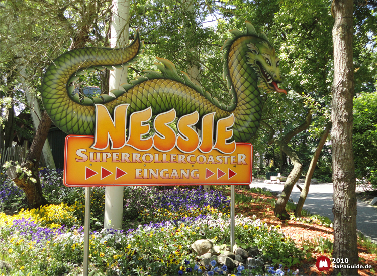 Nervenkitzel - Schild Nessie Superrollercoaster Eingang