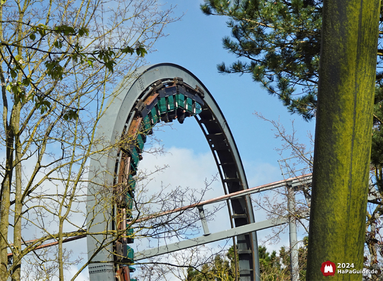 Nessie - Im Riesenlooping