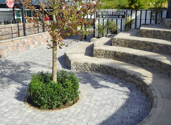 Mit Klick Bilder-Galerie öffnen Bilder-Galerie öffnen