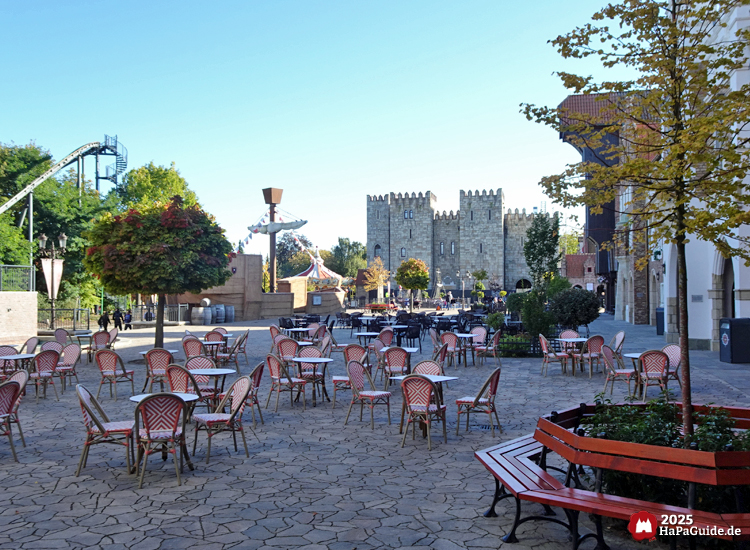 Restaurant Weltumsegler - Außenterrasse mit Blick bis zum Palacio de Braga