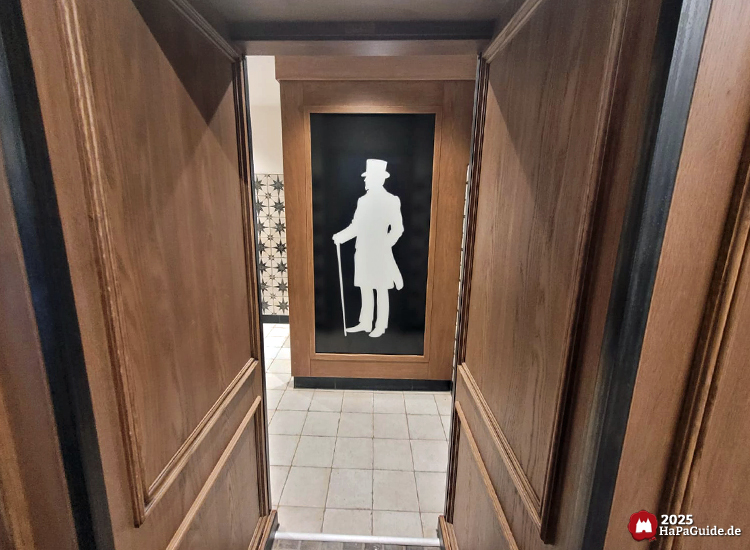 Service-Center - Zugang Herrentoiletten