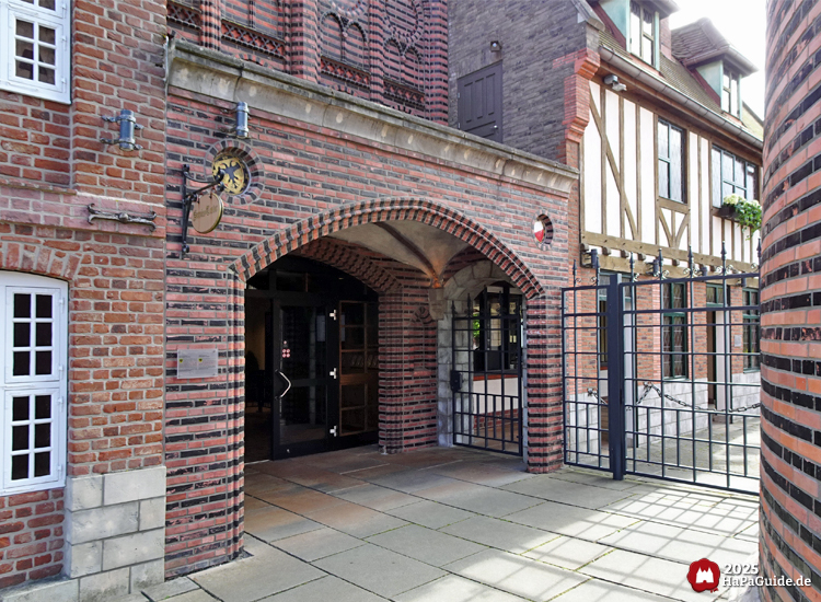 Service-Center - Eingang durchs Hamburger Kontor