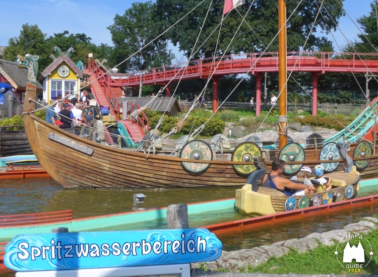 Sturmfahrt der Drachenboote - Spritzwasserbereich