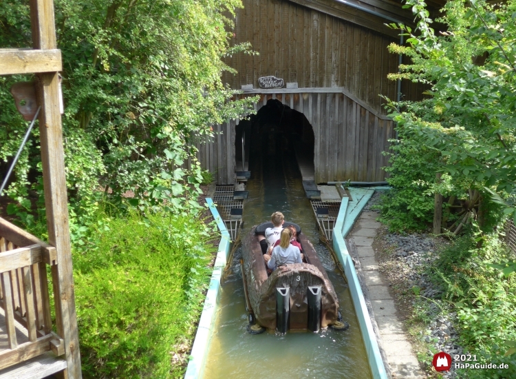 Wildwasserfahrt - Der Wasserwolf am Ilmensee - Boot Stationseinfahrt