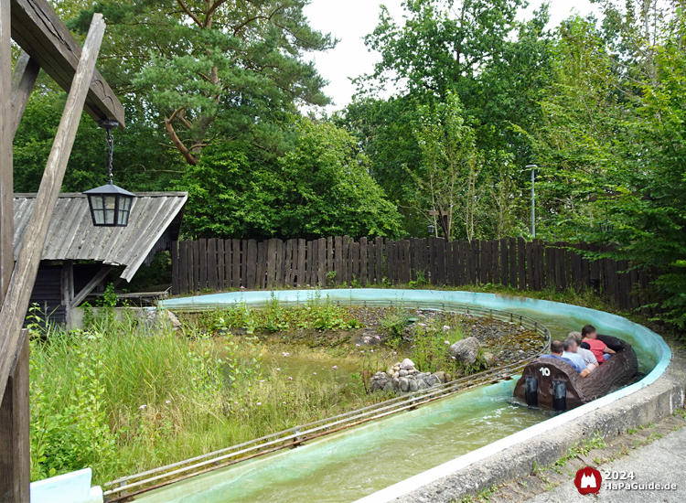 Wildwasserfahrt - Der Wasserwolf am Ilmensee - Kurve an Super Splash